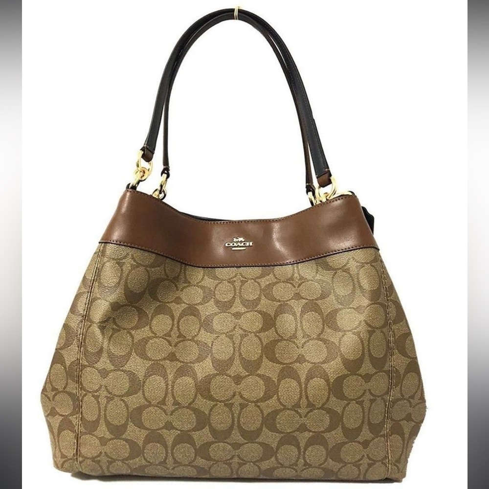 Coach lexi shoulder bag